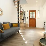 Des Princes With Private Garden By La Boite En Vakantiehuis