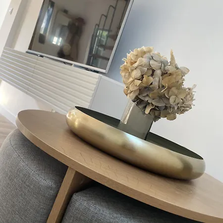 Apartment Des Princes With Private Garden By La Boite En *